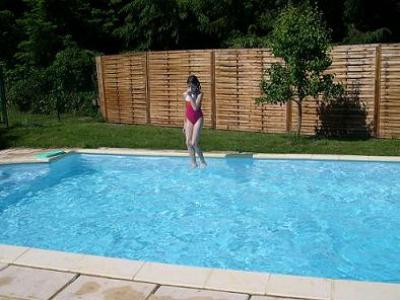 cantal gite 4* avec  piscine et étang de pêche privé.