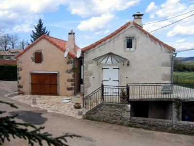 gites larzac à la couvertoirade