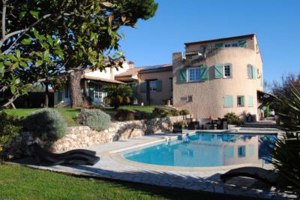 Antoline Une chambre d'hote de Alpes_maritimes